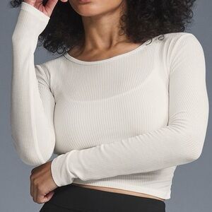 ALO Yoga Gather long sleeve ivory Ribbed xs